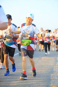 BIB: 6371, 6210
                            <button type="button" onclick="openModal(6392191)" class="btn btn-primary btn-sm float-right btn-popup" data-toggle="modal" data-target=".modal-high-quality">
                        <i class="fas fa-shopping-cart"></i> Add to Cart
                    </button>
                                            <button type="button" onclick="isThisMe(6392191, true)" class="btn btn-success btn-sm float-right btn-popup btn-isme hidden" data-toggle="tooltip" data-placement="bottom" title="นี่คือรูปของคุณใช่ไหม คลิกที่นี่เพื่อเอาเข้าอัลบั้ม">
                        <i class="fas fa-plus"></i> Add to album
                    </button>
                    <button type="button" onclick="isThisMe(6392191, false)" class="btn btn-warning btn-sm float-right btn-popup btn-isnotme hidden">
                        <i class="fas fa-ban"></i> Remove from album
                    </button>