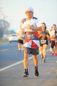 BIB: 3012
                            <button type="button" onclick="openModal(6391388)" class="btn btn-primary btn-sm float-right btn-popup" data-toggle="modal" data-target=".modal-high-quality">
                        <i class="fas fa-shopping-cart"></i> Add to Cart
                    </button>
                                            <button type="button" onclick="isThisMe(6391388, true)" class="btn btn-success btn-sm float-right btn-popup btn-isme hidden" data-toggle="tooltip" data-placement="bottom" title="นี่คือรูปของคุณใช่ไหม คลิกที่นี่เพื่อเอาเข้าอัลบั้ม">
                        <i class="fas fa-plus"></i> Add to album
                    </button>
                    <button type="button" onclick="isThisMe(6391388, false)" class="btn btn-warning btn-sm float-right btn-popup btn-isnotme hidden">
                        <i class="fas fa-ban"></i> Remove from album
                    </button>