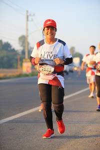 BIB: 7533
                            <button type="button" onclick="openModal(6393669)" class="btn btn-primary btn-sm float-right btn-popup" data-toggle="modal" data-target=".modal-high-quality">
                        <i class="fas fa-shopping-cart"></i> Add to Cart
                    </button>
                                            <button type="button" onclick="isThisMe(6393669, true)" class="btn btn-success btn-sm float-right btn-popup btn-isme hidden" data-toggle="tooltip" data-placement="bottom" title="นี่คือรูปของคุณใช่ไหม คลิกที่นี่เพื่อเอาเข้าอัลบั้ม">
                        <i class="fas fa-plus"></i> Add to album
                    </button>
                    <button type="button" onclick="isThisMe(6393669, false)" class="btn btn-warning btn-sm float-right btn-popup btn-isnotme hidden">
                        <i class="fas fa-ban"></i> Remove from album
                    </button>