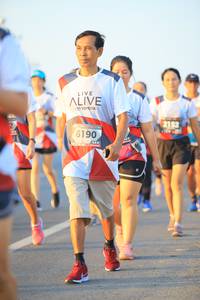 BIB: 2152, 6190
                            <button type="button" onclick="openModal(6392176)" class="btn btn-primary btn-sm float-right btn-popup" data-toggle="modal" data-target=".modal-high-quality">
                        <i class="fas fa-shopping-cart"></i> Add to Cart
                    </button>
                                            <button type="button" onclick="isThisMe(6392176, true)" class="btn btn-success btn-sm float-right btn-popup btn-isme hidden" data-toggle="tooltip" data-placement="bottom" title="นี่คือรูปของคุณใช่ไหม คลิกที่นี่เพื่อเอาเข้าอัลบั้ม">
                        <i class="fas fa-plus"></i> Add to album
                    </button>
                    <button type="button" onclick="isThisMe(6392176, false)" class="btn btn-warning btn-sm float-right btn-popup btn-isnotme hidden">
                        <i class="fas fa-ban"></i> Remove from album
                    </button>