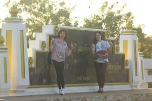 BIB: 6213
                            <button type="button" onclick="openModal(6421593)" class="btn btn-primary btn-sm float-right btn-popup" data-toggle="modal" data-target=".modal-high-quality">
                        <i class="fas fa-shopping-cart"></i> Add to Cart
                    </button>
                                            <button type="button" onclick="isThisMe(6421593, true)" class="btn btn-success btn-sm float-right btn-popup btn-isme hidden" data-toggle="tooltip" data-placement="bottom" title="นี่คือรูปของคุณใช่ไหม คลิกที่นี่เพื่อเอาเข้าอัลบั้ม">
                        <i class="fas fa-plus"></i> Add to album
                    </button>
                    <button type="button" onclick="isThisMe(6421593, false)" class="btn btn-warning btn-sm float-right btn-popup btn-isnotme hidden">
                        <i class="fas fa-ban"></i> Remove from album
                    </button>