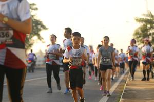 BIB: 3150, 7557
                            <button type="button" onclick="openModal(6519335)" class="btn btn-primary btn-sm float-right btn-popup" data-toggle="modal" data-target=".modal-high-quality">
                        <i class="fas fa-shopping-cart"></i> Add to Cart
                    </button>
                                            <button type="button" onclick="isThisMe(6519335, true)" class="btn btn-success btn-sm float-right btn-popup btn-isme hidden" data-toggle="tooltip" data-placement="bottom" title="นี่คือรูปของคุณใช่ไหม คลิกที่นี่เพื่อเอาเข้าอัลบั้ม">
                        <i class="fas fa-plus"></i> Add to album
                    </button>
                    <button type="button" onclick="isThisMe(6519335, false)" class="btn btn-warning btn-sm float-right btn-popup btn-isnotme hidden">
                        <i class="fas fa-ban"></i> Remove from album
                    </button>