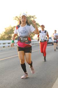 BIB: 3118
                            <button type="button" onclick="openModal(6505947)" class="btn btn-primary btn-sm float-right btn-popup" data-toggle="modal" data-target=".modal-high-quality">
                        <i class="fas fa-shopping-cart"></i> Add to Cart
                    </button>
                                            <button type="button" onclick="isThisMe(6505947, true)" class="btn btn-success btn-sm float-right btn-popup btn-isme hidden" data-toggle="tooltip" data-placement="bottom" title="นี่คือรูปของคุณใช่ไหม คลิกที่นี่เพื่อเอาเข้าอัลบั้ม">
                        <i class="fas fa-plus"></i> Add to album
                    </button>
                    <button type="button" onclick="isThisMe(6505947, false)" class="btn btn-warning btn-sm float-right btn-popup btn-isnotme hidden">
                        <i class="fas fa-ban"></i> Remove from album
                    </button>