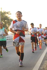 BIB: 947
                            <button type="button" onclick="openModal(6499803)" class="btn btn-primary btn-sm float-right btn-popup" data-toggle="modal" data-target=".modal-high-quality">
                        <i class="fas fa-shopping-cart"></i> Add to Cart
                    </button>
                                            <button type="button" onclick="isThisMe(6499803, true)" class="btn btn-success btn-sm float-right btn-popup btn-isme hidden" data-toggle="tooltip" data-placement="bottom" title="นี่คือรูปของคุณใช่ไหม คลิกที่นี่เพื่อเอาเข้าอัลบั้ม">
                        <i class="fas fa-plus"></i> Add to album
                    </button>
                    <button type="button" onclick="isThisMe(6499803, false)" class="btn btn-warning btn-sm float-right btn-popup btn-isnotme hidden">
                        <i class="fas fa-ban"></i> Remove from album
                    </button>