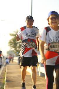 BIB: 7782, 6533
                            <button type="button" onclick="openModal(6417707)" class="btn btn-primary btn-sm float-right btn-popup" data-toggle="modal" data-target=".modal-high-quality">
                        <i class="fas fa-shopping-cart"></i> Add to Cart
                    </button>
                                            <button type="button" onclick="isThisMe(6417707, true)" class="btn btn-success btn-sm float-right btn-popup btn-isme hidden" data-toggle="tooltip" data-placement="bottom" title="นี่คือรูปของคุณใช่ไหม คลิกที่นี่เพื่อเอาเข้าอัลบั้ม">
                        <i class="fas fa-plus"></i> Add to album
                    </button>
                    <button type="button" onclick="isThisMe(6417707, false)" class="btn btn-warning btn-sm float-right btn-popup btn-isnotme hidden">
                        <i class="fas fa-ban"></i> Remove from album
                    </button>