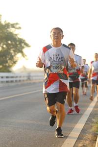 BIB: 7698, 667
                            <button type="button" onclick="openModal(6516922)" class="btn btn-primary btn-sm float-right btn-popup" data-toggle="modal" data-target=".modal-high-quality">
                        <i class="fas fa-shopping-cart"></i> Add to Cart
                    </button>
                                            <button type="button" onclick="isThisMe(6516922, true)" class="btn btn-success btn-sm float-right btn-popup btn-isme hidden" data-toggle="tooltip" data-placement="bottom" title="นี่คือรูปของคุณใช่ไหม คลิกที่นี่เพื่อเอาเข้าอัลบั้ม">
                        <i class="fas fa-plus"></i> Add to album
                    </button>
                    <button type="button" onclick="isThisMe(6516922, false)" class="btn btn-warning btn-sm float-right btn-popup btn-isnotme hidden">
                        <i class="fas fa-ban"></i> Remove from album
                    </button>