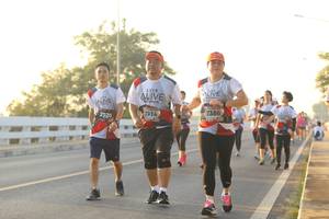 BIB: 1386, 714, 2320
                            <button type="button" onclick="openModal(6517840)" class="btn btn-primary btn-sm float-right btn-popup" data-toggle="modal" data-target=".modal-high-quality">
                        <i class="fas fa-shopping-cart"></i> Add to Cart
                    </button>
                                            <button type="button" onclick="isThisMe(6517840, true)" class="btn btn-success btn-sm float-right btn-popup btn-isme hidden" data-toggle="tooltip" data-placement="bottom" title="นี่คือรูปของคุณใช่ไหม คลิกที่นี่เพื่อเอาเข้าอัลบั้ม">
                        <i class="fas fa-plus"></i> Add to album
                    </button>
                    <button type="button" onclick="isThisMe(6517840, false)" class="btn btn-warning btn-sm float-right btn-popup btn-isnotme hidden">
                        <i class="fas fa-ban"></i> Remove from album
                    </button>