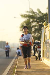 BIB: 489
                            <button type="button" onclick="openModal(6415078)" class="btn btn-primary btn-sm float-right btn-popup" data-toggle="modal" data-target=".modal-high-quality">
                        <i class="fas fa-shopping-cart"></i> Add to Cart
                    </button>
                                            <button type="button" onclick="isThisMe(6415078, true)" class="btn btn-success btn-sm float-right btn-popup btn-isme hidden" data-toggle="tooltip" data-placement="bottom" title="นี่คือรูปของคุณใช่ไหม คลิกที่นี่เพื่อเอาเข้าอัลบั้ม">
                        <i class="fas fa-plus"></i> Add to album
                    </button>
                    <button type="button" onclick="isThisMe(6415078, false)" class="btn btn-warning btn-sm float-right btn-popup btn-isnotme hidden">
                        <i class="fas fa-ban"></i> Remove from album
                    </button>