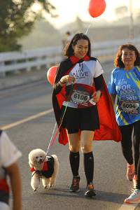 BIB: 6106, 2019, 6094
                            <button type="button" onclick="openModal(6424283)" class="btn btn-primary btn-sm float-right btn-popup" data-toggle="modal" data-target=".modal-high-quality">
                        <i class="fas fa-shopping-cart"></i> Add to Cart
                    </button>
                                            <button type="button" onclick="isThisMe(6424283, true)" class="btn btn-success btn-sm float-right btn-popup btn-isme hidden" data-toggle="tooltip" data-placement="bottom" title="นี่คือรูปของคุณใช่ไหม คลิกที่นี่เพื่อเอาเข้าอัลบั้ม">
                        <i class="fas fa-plus"></i> Add to album
                    </button>
                    <button type="button" onclick="isThisMe(6424283, false)" class="btn btn-warning btn-sm float-right btn-popup btn-isnotme hidden">
                        <i class="fas fa-ban"></i> Remove from album
                    </button>