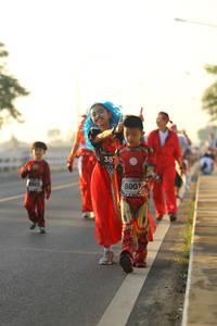 BIB: 8001
                            <button type="button" onclick="openModal(6520516)" class="btn btn-primary btn-sm float-right btn-popup" data-toggle="modal" data-target=".modal-high-quality">
                        <i class="fas fa-shopping-cart"></i> Add to Cart
                    </button>
                                            <button type="button" onclick="isThisMe(6520516, true)" class="btn btn-success btn-sm float-right btn-popup btn-isme hidden" data-toggle="tooltip" data-placement="bottom" title="นี่คือรูปของคุณใช่ไหม คลิกที่นี่เพื่อเอาเข้าอัลบั้ม">
                        <i class="fas fa-plus"></i> Add to album
                    </button>
                    <button type="button" onclick="isThisMe(6520516, false)" class="btn btn-warning btn-sm float-right btn-popup btn-isnotme hidden">
                        <i class="fas fa-ban"></i> Remove from album
                    </button>