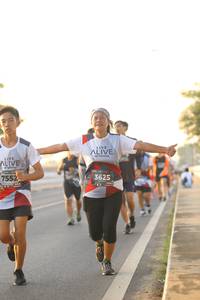 BIB: 7552, 3625
                            <button type="button" onclick="openModal(6506957)" class="btn btn-primary btn-sm float-right btn-popup" data-toggle="modal" data-target=".modal-high-quality">
                        <i class="fas fa-shopping-cart"></i> Add to Cart
                    </button>
                                            <button type="button" onclick="isThisMe(6506957, true)" class="btn btn-success btn-sm float-right btn-popup btn-isme hidden" data-toggle="tooltip" data-placement="bottom" title="นี่คือรูปของคุณใช่ไหม คลิกที่นี่เพื่อเอาเข้าอัลบั้ม">
                        <i class="fas fa-plus"></i> Add to album
                    </button>
                    <button type="button" onclick="isThisMe(6506957, false)" class="btn btn-warning btn-sm float-right btn-popup btn-isnotme hidden">
                        <i class="fas fa-ban"></i> Remove from album
                    </button>