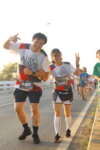 BIB: 7834, 3800
                            <button type="button" onclick="openModal(6517709)" class="btn btn-primary btn-sm float-right btn-popup" data-toggle="modal" data-target=".modal-high-quality">
                        <i class="fas fa-shopping-cart"></i> Add to Cart
                    </button>
                                            <button type="button" onclick="isThisMe(6517709, true)" class="btn btn-success btn-sm float-right btn-popup btn-isme hidden" data-toggle="tooltip" data-placement="bottom" title="นี่คือรูปของคุณใช่ไหม คลิกที่นี่เพื่อเอาเข้าอัลบั้ม">
                        <i class="fas fa-plus"></i> Add to album
                    </button>
                    <button type="button" onclick="isThisMe(6517709, false)" class="btn btn-warning btn-sm float-right btn-popup btn-isnotme hidden">
                        <i class="fas fa-ban"></i> Remove from album
                    </button>