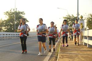 BIB: 593, 2464, 6389, 6390
                            <button type="button" onclick="openModal(6520411)" class="btn btn-primary btn-sm float-right btn-popup" data-toggle="modal" data-target=".modal-high-quality">
                        <i class="fas fa-shopping-cart"></i> Add to Cart
                    </button>
                                            <button type="button" onclick="isThisMe(6520411, true)" class="btn btn-success btn-sm float-right btn-popup btn-isme hidden" data-toggle="tooltip" data-placement="bottom" title="นี่คือรูปของคุณใช่ไหม คลิกที่นี่เพื่อเอาเข้าอัลบั้ม">
                        <i class="fas fa-plus"></i> Add to album
                    </button>
                    <button type="button" onclick="isThisMe(6520411, false)" class="btn btn-warning btn-sm float-right btn-popup btn-isnotme hidden">
                        <i class="fas fa-ban"></i> Remove from album
                    </button>