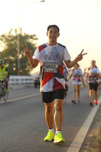 BIB: 6852
                            <button type="button" onclick="openModal(6512714)" class="btn btn-primary btn-sm float-right btn-popup" data-toggle="modal" data-target=".modal-high-quality">
                        <i class="fas fa-shopping-cart"></i> Add to Cart
                    </button>
                                            <button type="button" onclick="isThisMe(6512714, true)" class="btn btn-success btn-sm float-right btn-popup btn-isme hidden" data-toggle="tooltip" data-placement="bottom" title="นี่คือรูปของคุณใช่ไหม คลิกที่นี่เพื่อเอาเข้าอัลบั้ม">
                        <i class="fas fa-plus"></i> Add to album
                    </button>
                    <button type="button" onclick="isThisMe(6512714, false)" class="btn btn-warning btn-sm float-right btn-popup btn-isnotme hidden">
                        <i class="fas fa-ban"></i> Remove from album
                    </button>