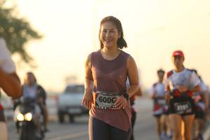 BIB: 6000
                            <button type="button" onclick="openModal(6513038)" class="btn btn-primary btn-sm float-right btn-popup" data-toggle="modal" data-target=".modal-high-quality">
                        <i class="fas fa-shopping-cart"></i> Add to Cart
                    </button>
                                            <button type="button" onclick="isThisMe(6513038, true)" class="btn btn-success btn-sm float-right btn-popup btn-isme hidden" data-toggle="tooltip" data-placement="bottom" title="นี่คือรูปของคุณใช่ไหม คลิกที่นี่เพื่อเอาเข้าอัลบั้ม">
                        <i class="fas fa-plus"></i> Add to album
                    </button>
                    <button type="button" onclick="isThisMe(6513038, false)" class="btn btn-warning btn-sm float-right btn-popup btn-isnotme hidden">
                        <i class="fas fa-ban"></i> Remove from album
                    </button>