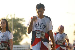 BIB: 7098, 6744, 7176
                            <button type="button" onclick="openModal(6519502)" class="btn btn-primary btn-sm float-right btn-popup" data-toggle="modal" data-target=".modal-high-quality">
                        <i class="fas fa-shopping-cart"></i> Add to Cart
                    </button>
                                            <button type="button" onclick="isThisMe(6519502, true)" class="btn btn-success btn-sm float-right btn-popup btn-isme hidden" data-toggle="tooltip" data-placement="bottom" title="นี่คือรูปของคุณใช่ไหม คลิกที่นี่เพื่อเอาเข้าอัลบั้ม">
                        <i class="fas fa-plus"></i> Add to album
                    </button>
                    <button type="button" onclick="isThisMe(6519502, false)" class="btn btn-warning btn-sm float-right btn-popup btn-isnotme hidden">
                        <i class="fas fa-ban"></i> Remove from album
                    </button>