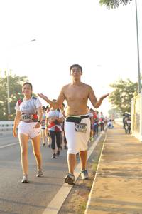 BIB: 7300, 7130
                            <button type="button" onclick="openModal(6518298)" class="btn btn-primary btn-sm float-right btn-popup" data-toggle="modal" data-target=".modal-high-quality">
                        <i class="fas fa-shopping-cart"></i> Add to Cart
                    </button>
                                            <button type="button" onclick="isThisMe(6518298, true)" class="btn btn-success btn-sm float-right btn-popup btn-isme hidden" data-toggle="tooltip" data-placement="bottom" title="นี่คือรูปของคุณใช่ไหม คลิกที่นี่เพื่อเอาเข้าอัลบั้ม">
                        <i class="fas fa-plus"></i> Add to album
                    </button>
                    <button type="button" onclick="isThisMe(6518298, false)" class="btn btn-warning btn-sm float-right btn-popup btn-isnotme hidden">
                        <i class="fas fa-ban"></i> Remove from album
                    </button>