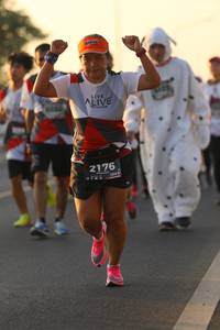 BIB: 2176
                            <button type="button" onclick="openModal(6512329)" class="btn btn-primary btn-sm float-right btn-popup" data-toggle="modal" data-target=".modal-high-quality">
                        <i class="fas fa-shopping-cart"></i> Add to Cart
                    </button>
                                            <button type="button" onclick="isThisMe(6512329, true)" class="btn btn-success btn-sm float-right btn-popup btn-isme hidden" data-toggle="tooltip" data-placement="bottom" title="นี่คือรูปของคุณใช่ไหม คลิกที่นี่เพื่อเอาเข้าอัลบั้ม">
                        <i class="fas fa-plus"></i> Add to album
                    </button>
                    <button type="button" onclick="isThisMe(6512329, false)" class="btn btn-warning btn-sm float-right btn-popup btn-isnotme hidden">
                        <i class="fas fa-ban"></i> Remove from album
                    </button>