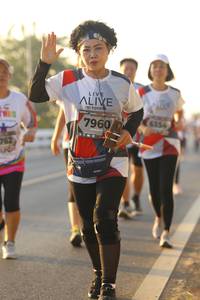 BIB: 7960, 6154, 762
                            <button type="button" onclick="openModal(6517914)" class="btn btn-primary btn-sm float-right btn-popup" data-toggle="modal" data-target=".modal-high-quality">
                        <i class="fas fa-shopping-cart"></i> Add to Cart
                    </button>
                                            <button type="button" onclick="isThisMe(6517914, true)" class="btn btn-success btn-sm float-right btn-popup btn-isme hidden" data-toggle="tooltip" data-placement="bottom" title="นี่คือรูปของคุณใช่ไหม คลิกที่นี่เพื่อเอาเข้าอัลบั้ม">
                        <i class="fas fa-plus"></i> Add to album
                    </button>
                    <button type="button" onclick="isThisMe(6517914, false)" class="btn btn-warning btn-sm float-right btn-popup btn-isnotme hidden">
                        <i class="fas fa-ban"></i> Remove from album
                    </button>