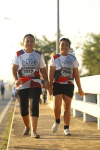 BIB: 7560, 7517
                            <button type="button" onclick="openModal(6420747)" class="btn btn-primary btn-sm float-right btn-popup" data-toggle="modal" data-target=".modal-high-quality">
                        <i class="fas fa-shopping-cart"></i> Add to Cart
                    </button>
                                            <button type="button" onclick="isThisMe(6420747, true)" class="btn btn-success btn-sm float-right btn-popup btn-isme hidden" data-toggle="tooltip" data-placement="bottom" title="นี่คือรูปของคุณใช่ไหม คลิกที่นี่เพื่อเอาเข้าอัลบั้ม">
                        <i class="fas fa-plus"></i> Add to album
                    </button>
                    <button type="button" onclick="isThisMe(6420747, false)" class="btn btn-warning btn-sm float-right btn-popup btn-isnotme hidden">
                        <i class="fas fa-ban"></i> Remove from album
                    </button>