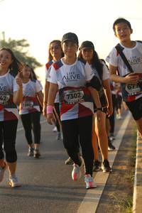 BIB: 677, 7302, 7269
                            <button type="button" onclick="openModal(6518852)" class="btn btn-primary btn-sm float-right btn-popup" data-toggle="modal" data-target=".modal-high-quality">
                        <i class="fas fa-shopping-cart"></i> Add to Cart
                    </button>
                                            <button type="button" onclick="isThisMe(6518852, true)" class="btn btn-success btn-sm float-right btn-popup btn-isme hidden" data-toggle="tooltip" data-placement="bottom" title="นี่คือรูปของคุณใช่ไหม คลิกที่นี่เพื่อเอาเข้าอัลบั้ม">
                        <i class="fas fa-plus"></i> Add to album
                    </button>
                    <button type="button" onclick="isThisMe(6518852, false)" class="btn btn-warning btn-sm float-right btn-popup btn-isnotme hidden">
                        <i class="fas fa-ban"></i> Remove from album
                    </button>