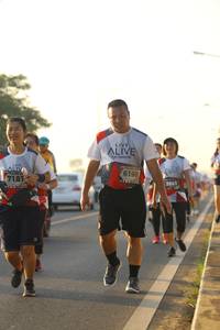 BIB: 6198, 7181, 2641
                            <button type="button" onclick="openModal(6520354)" class="btn btn-primary btn-sm float-right btn-popup" data-toggle="modal" data-target=".modal-high-quality">
                        <i class="fas fa-shopping-cart"></i> Add to Cart
                    </button>
                                            <button type="button" onclick="isThisMe(6520354, true)" class="btn btn-success btn-sm float-right btn-popup btn-isme hidden" data-toggle="tooltip" data-placement="bottom" title="นี่คือรูปของคุณใช่ไหม คลิกที่นี่เพื่อเอาเข้าอัลบั้ม">
                        <i class="fas fa-plus"></i> Add to album
                    </button>
                    <button type="button" onclick="isThisMe(6520354, false)" class="btn btn-warning btn-sm float-right btn-popup btn-isnotme hidden">
                        <i class="fas fa-ban"></i> Remove from album
                    </button>