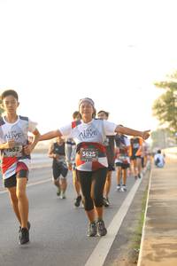 BIB: 552, 3625
                            <button type="button" onclick="openModal(6506942)" class="btn btn-primary btn-sm float-right btn-popup" data-toggle="modal" data-target=".modal-high-quality">
                        <i class="fas fa-shopping-cart"></i> Add to Cart
                    </button>
                                            <button type="button" onclick="isThisMe(6506942, true)" class="btn btn-success btn-sm float-right btn-popup btn-isme hidden" data-toggle="tooltip" data-placement="bottom" title="นี่คือรูปของคุณใช่ไหม คลิกที่นี่เพื่อเอาเข้าอัลบั้ม">
                        <i class="fas fa-plus"></i> Add to album
                    </button>
                    <button type="button" onclick="isThisMe(6506942, false)" class="btn btn-warning btn-sm float-right btn-popup btn-isnotme hidden">
                        <i class="fas fa-ban"></i> Remove from album
                    </button>