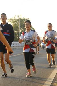 BIB: 2862, 6415
                            <button type="button" onclick="openModal(6520287)" class="btn btn-primary btn-sm float-right btn-popup" data-toggle="modal" data-target=".modal-high-quality">
                        <i class="fas fa-shopping-cart"></i> Add to Cart
                    </button>
                                            <button type="button" onclick="isThisMe(6520287, true)" class="btn btn-success btn-sm float-right btn-popup btn-isme hidden" data-toggle="tooltip" data-placement="bottom" title="นี่คือรูปของคุณใช่ไหม คลิกที่นี่เพื่อเอาเข้าอัลบั้ม">
                        <i class="fas fa-plus"></i> Add to album
                    </button>
                    <button type="button" onclick="isThisMe(6520287, false)" class="btn btn-warning btn-sm float-right btn-popup btn-isnotme hidden">
                        <i class="fas fa-ban"></i> Remove from album
                    </button>