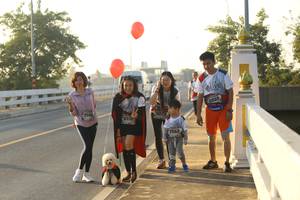 BIB: 6958, 7988, 6106, 7553
                            <button type="button" onclick="openModal(6425004)" class="btn btn-primary btn-sm float-right btn-popup" data-toggle="modal" data-target=".modal-high-quality">
                        <i class="fas fa-shopping-cart"></i> Add to Cart
                    </button>
                                            <button type="button" onclick="isThisMe(6425004, true)" class="btn btn-success btn-sm float-right btn-popup btn-isme hidden" data-toggle="tooltip" data-placement="bottom" title="นี่คือรูปของคุณใช่ไหม คลิกที่นี่เพื่อเอาเข้าอัลบั้ม">
                        <i class="fas fa-plus"></i> Add to album
                    </button>
                    <button type="button" onclick="isThisMe(6425004, false)" class="btn btn-warning btn-sm float-right btn-popup btn-isnotme hidden">
                        <i class="fas fa-ban"></i> Remove from album
                    </button>