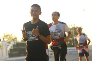 BIB: 7000, 6025
                            <button type="button" onclick="openModal(6514019)" class="btn btn-primary btn-sm float-right btn-popup" data-toggle="modal" data-target=".modal-high-quality">
                        <i class="fas fa-shopping-cart"></i> Add to Cart
                    </button>
                                            <button type="button" onclick="isThisMe(6514019, true)" class="btn btn-success btn-sm float-right btn-popup btn-isme hidden" data-toggle="tooltip" data-placement="bottom" title="นี่คือรูปของคุณใช่ไหม คลิกที่นี่เพื่อเอาเข้าอัลบั้ม">
                        <i class="fas fa-plus"></i> Add to album
                    </button>
                    <button type="button" onclick="isThisMe(6514019, false)" class="btn btn-warning btn-sm float-right btn-popup btn-isnotme hidden">
                        <i class="fas fa-ban"></i> Remove from album
                    </button>