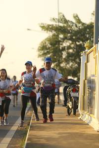 BIB: 4104, 4105
                            <button type="button" onclick="openModal(6521508)" class="btn btn-primary btn-sm float-right btn-popup" data-toggle="modal" data-target=".modal-high-quality">
                        <i class="fas fa-shopping-cart"></i> Add to Cart
                    </button>
                                            <button type="button" onclick="isThisMe(6521508, true)" class="btn btn-success btn-sm float-right btn-popup btn-isme hidden" data-toggle="tooltip" data-placement="bottom" title="นี่คือรูปของคุณใช่ไหม คลิกที่นี่เพื่อเอาเข้าอัลบั้ม">
                        <i class="fas fa-plus"></i> Add to album
                    </button>
                    <button type="button" onclick="isThisMe(6521508, false)" class="btn btn-warning btn-sm float-right btn-popup btn-isnotme hidden">
                        <i class="fas fa-ban"></i> Remove from album
                    </button>