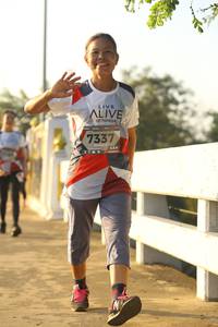 BIB: 7337
                            <button type="button" onclick="openModal(6416512)" class="btn btn-primary btn-sm float-right btn-popup" data-toggle="modal" data-target=".modal-high-quality">
                        <i class="fas fa-shopping-cart"></i> Add to Cart
                    </button>
                                            <button type="button" onclick="isThisMe(6416512, true)" class="btn btn-success btn-sm float-right btn-popup btn-isme hidden" data-toggle="tooltip" data-placement="bottom" title="นี่คือรูปของคุณใช่ไหม คลิกที่นี่เพื่อเอาเข้าอัลบั้ม">
                        <i class="fas fa-plus"></i> Add to album
                    </button>
                    <button type="button" onclick="isThisMe(6416512, false)" class="btn btn-warning btn-sm float-right btn-popup btn-isnotme hidden">
                        <i class="fas fa-ban"></i> Remove from album
                    </button>