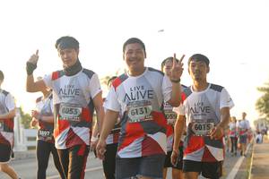 BIB: 6053, 6131, 059, 6015, 3897
                            <button type="button" onclick="openModal(6516799)" class="btn btn-primary btn-sm float-right btn-popup" data-toggle="modal" data-target=".modal-high-quality">
                        <i class="fas fa-shopping-cart"></i> Add to Cart
                    </button>
                                            <button type="button" onclick="isThisMe(6516799, true)" class="btn btn-success btn-sm float-right btn-popup btn-isme hidden" data-toggle="tooltip" data-placement="bottom" title="นี่คือรูปของคุณใช่ไหม คลิกที่นี่เพื่อเอาเข้าอัลบั้ม">
                        <i class="fas fa-plus"></i> Add to album
                    </button>
                    <button type="button" onclick="isThisMe(6516799, false)" class="btn btn-warning btn-sm float-right btn-popup btn-isnotme hidden">
                        <i class="fas fa-ban"></i> Remove from album
                    </button>