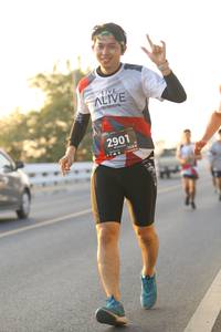 BIB: 2901
                            <button type="button" onclick="openModal(6506935)" class="btn btn-primary btn-sm float-right btn-popup" data-toggle="modal" data-target=".modal-high-quality">
                        <i class="fas fa-shopping-cart"></i> Add to Cart
                    </button>
                                            <button type="button" onclick="isThisMe(6506935, true)" class="btn btn-success btn-sm float-right btn-popup btn-isme hidden" data-toggle="tooltip" data-placement="bottom" title="นี่คือรูปของคุณใช่ไหม คลิกที่นี่เพื่อเอาเข้าอัลบั้ม">
                        <i class="fas fa-plus"></i> Add to album
                    </button>
                    <button type="button" onclick="isThisMe(6506935, false)" class="btn btn-warning btn-sm float-right btn-popup btn-isnotme hidden">
                        <i class="fas fa-ban"></i> Remove from album
                    </button>