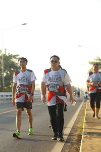 BIB: 7081, 6089
                            <button type="button" onclick="openModal(6420711)" class="btn btn-primary btn-sm float-right btn-popup" data-toggle="modal" data-target=".modal-high-quality">
                        <i class="fas fa-shopping-cart"></i> Add to Cart
                    </button>
                                            <button type="button" onclick="isThisMe(6420711, true)" class="btn btn-success btn-sm float-right btn-popup btn-isme hidden" data-toggle="tooltip" data-placement="bottom" title="นี่คือรูปของคุณใช่ไหม คลิกที่นี่เพื่อเอาเข้าอัลบั้ม">
                        <i class="fas fa-plus"></i> Add to album
                    </button>
                    <button type="button" onclick="isThisMe(6420711, false)" class="btn btn-warning btn-sm float-right btn-popup btn-isnotme hidden">
                        <i class="fas fa-ban"></i> Remove from album
                    </button>