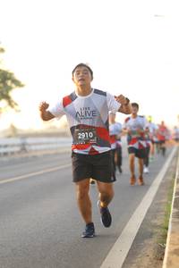 BIB: 2910
                            <button type="button" onclick="openModal(6500913)" class="btn btn-primary btn-sm float-right btn-popup" data-toggle="modal" data-target=".modal-high-quality">
                        <i class="fas fa-shopping-cart"></i> Add to Cart
                    </button>
                                            <button type="button" onclick="isThisMe(6500913, true)" class="btn btn-success btn-sm float-right btn-popup btn-isme hidden" data-toggle="tooltip" data-placement="bottom" title="นี่คือรูปของคุณใช่ไหม คลิกที่นี่เพื่อเอาเข้าอัลบั้ม">
                        <i class="fas fa-plus"></i> Add to album
                    </button>
                    <button type="button" onclick="isThisMe(6500913, false)" class="btn btn-warning btn-sm float-right btn-popup btn-isnotme hidden">
                        <i class="fas fa-ban"></i> Remove from album
                    </button>