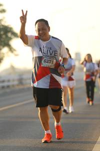 BIB: 6271
                            <button type="button" onclick="openModal(6520406)" class="btn btn-primary btn-sm float-right btn-popup" data-toggle="modal" data-target=".modal-high-quality">
                        <i class="fas fa-shopping-cart"></i> Add to Cart
                    </button>
                                            <button type="button" onclick="isThisMe(6520406, true)" class="btn btn-success btn-sm float-right btn-popup btn-isme hidden" data-toggle="tooltip" data-placement="bottom" title="นี่คือรูปของคุณใช่ไหม คลิกที่นี่เพื่อเอาเข้าอัลบั้ม">
                        <i class="fas fa-plus"></i> Add to album
                    </button>
                    <button type="button" onclick="isThisMe(6520406, false)" class="btn btn-warning btn-sm float-right btn-popup btn-isnotme hidden">
                        <i class="fas fa-ban"></i> Remove from album
                    </button>