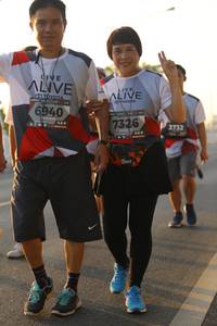 BIB: 6940, 7326, 3732
                            <button type="button" onclick="openModal(6513986)" class="btn btn-primary btn-sm float-right btn-popup" data-toggle="modal" data-target=".modal-high-quality">
                        <i class="fas fa-shopping-cart"></i> Add to Cart
                    </button>
                                            <button type="button" onclick="isThisMe(6513986, true)" class="btn btn-success btn-sm float-right btn-popup btn-isme hidden" data-toggle="tooltip" data-placement="bottom" title="นี่คือรูปของคุณใช่ไหม คลิกที่นี่เพื่อเอาเข้าอัลบั้ม">
                        <i class="fas fa-plus"></i> Add to album
                    </button>
                    <button type="button" onclick="isThisMe(6513986, false)" class="btn btn-warning btn-sm float-right btn-popup btn-isnotme hidden">
                        <i class="fas fa-ban"></i> Remove from album
                    </button>