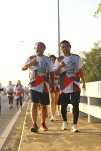 BIB: 7126, 7043
                            <button type="button" onclick="openModal(6521954)" class="btn btn-primary btn-sm float-right btn-popup" data-toggle="modal" data-target=".modal-high-quality">
                        <i class="fas fa-shopping-cart"></i> Add to Cart
                    </button>
                                            <button type="button" onclick="isThisMe(6521954, true)" class="btn btn-success btn-sm float-right btn-popup btn-isme hidden" data-toggle="tooltip" data-placement="bottom" title="นี่คือรูปของคุณใช่ไหม คลิกที่นี่เพื่อเอาเข้าอัลบั้ม">
                        <i class="fas fa-plus"></i> Add to album
                    </button>
                    <button type="button" onclick="isThisMe(6521954, false)" class="btn btn-warning btn-sm float-right btn-popup btn-isnotme hidden">
                        <i class="fas fa-ban"></i> Remove from album
                    </button>