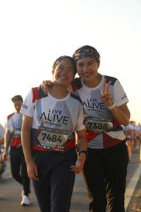 BIB: 7388, 7484
                            <button type="button" onclick="openModal(6518826)" class="btn btn-primary btn-sm float-right btn-popup" data-toggle="modal" data-target=".modal-high-quality">
                        <i class="fas fa-shopping-cart"></i> Add to Cart
                    </button>
                                            <button type="button" onclick="isThisMe(6518826, true)" class="btn btn-success btn-sm float-right btn-popup btn-isme hidden" data-toggle="tooltip" data-placement="bottom" title="นี่คือรูปของคุณใช่ไหม คลิกที่นี่เพื่อเอาเข้าอัลบั้ม">
                        <i class="fas fa-plus"></i> Add to album
                    </button>
                    <button type="button" onclick="isThisMe(6518826, false)" class="btn btn-warning btn-sm float-right btn-popup btn-isnotme hidden">
                        <i class="fas fa-ban"></i> Remove from album
                    </button>