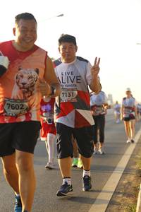 BIB: 7131, 7602
                            <button type="button" onclick="openModal(6520384)" class="btn btn-primary btn-sm float-right btn-popup" data-toggle="modal" data-target=".modal-high-quality">
                        <i class="fas fa-shopping-cart"></i> Add to Cart
                    </button>
                                            <button type="button" onclick="isThisMe(6520384, true)" class="btn btn-success btn-sm float-right btn-popup btn-isme hidden" data-toggle="tooltip" data-placement="bottom" title="นี่คือรูปของคุณใช่ไหม คลิกที่นี่เพื่อเอาเข้าอัลบั้ม">
                        <i class="fas fa-plus"></i> Add to album
                    </button>
                    <button type="button" onclick="isThisMe(6520384, false)" class="btn btn-warning btn-sm float-right btn-popup btn-isnotme hidden">
                        <i class="fas fa-ban"></i> Remove from album
                    </button>