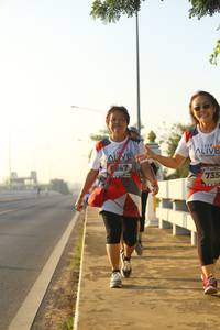 BIB: 847, 010, 735
                            <button type="button" onclick="openModal(6416092)" class="btn btn-primary btn-sm float-right btn-popup" data-toggle="modal" data-target=".modal-high-quality">
                        <i class="fas fa-shopping-cart"></i> Add to Cart
                    </button>
                                            <button type="button" onclick="isThisMe(6416092, true)" class="btn btn-success btn-sm float-right btn-popup btn-isme hidden" data-toggle="tooltip" data-placement="bottom" title="นี่คือรูปของคุณใช่ไหม คลิกที่นี่เพื่อเอาเข้าอัลบั้ม">
                        <i class="fas fa-plus"></i> Add to album
                    </button>
                    <button type="button" onclick="isThisMe(6416092, false)" class="btn btn-warning btn-sm float-right btn-popup btn-isnotme hidden">
                        <i class="fas fa-ban"></i> Remove from album
                    </button>