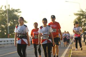 BIB: 004, 7907
                            <button type="button" onclick="openModal(6520341)" class="btn btn-primary btn-sm float-right btn-popup" data-toggle="modal" data-target=".modal-high-quality">
                        <i class="fas fa-shopping-cart"></i> Add to Cart
                    </button>
                                            <button type="button" onclick="isThisMe(6520341, true)" class="btn btn-success btn-sm float-right btn-popup btn-isme hidden" data-toggle="tooltip" data-placement="bottom" title="นี่คือรูปของคุณใช่ไหม คลิกที่นี่เพื่อเอาเข้าอัลบั้ม">
                        <i class="fas fa-plus"></i> Add to album
                    </button>
                    <button type="button" onclick="isThisMe(6520341, false)" class="btn btn-warning btn-sm float-right btn-popup btn-isnotme hidden">
                        <i class="fas fa-ban"></i> Remove from album
                    </button>