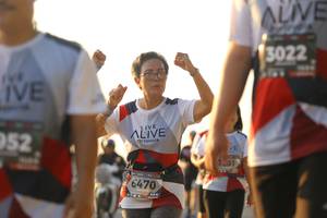 BIB: 3022, 952, 6470
                            <button type="button" onclick="openModal(6520273)" class="btn btn-primary btn-sm float-right btn-popup" data-toggle="modal" data-target=".modal-high-quality">
                        <i class="fas fa-shopping-cart"></i> Add to Cart
                    </button>
                                            <button type="button" onclick="isThisMe(6520273, true)" class="btn btn-success btn-sm float-right btn-popup btn-isme hidden" data-toggle="tooltip" data-placement="bottom" title="นี่คือรูปของคุณใช่ไหม คลิกที่นี่เพื่อเอาเข้าอัลบั้ม">
                        <i class="fas fa-plus"></i> Add to album
                    </button>
                    <button type="button" onclick="isThisMe(6520273, false)" class="btn btn-warning btn-sm float-right btn-popup btn-isnotme hidden">
                        <i class="fas fa-ban"></i> Remove from album
                    </button>