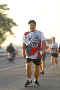 BIB: 6257
                            <button type="button" onclick="openModal(6519536)" class="btn btn-primary btn-sm float-right btn-popup" data-toggle="modal" data-target=".modal-high-quality">
                        <i class="fas fa-shopping-cart"></i> Add to Cart
                    </button>
                                            <button type="button" onclick="isThisMe(6519536, true)" class="btn btn-success btn-sm float-right btn-popup btn-isme hidden" data-toggle="tooltip" data-placement="bottom" title="นี่คือรูปของคุณใช่ไหม คลิกที่นี่เพื่อเอาเข้าอัลบั้ม">
                        <i class="fas fa-plus"></i> Add to album
                    </button>
                    <button type="button" onclick="isThisMe(6519536, false)" class="btn btn-warning btn-sm float-right btn-popup btn-isnotme hidden">
                        <i class="fas fa-ban"></i> Remove from album
                    </button>