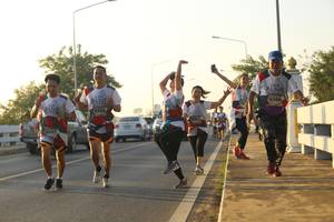 BIB: 4104, 6184, 097
                            <button type="button" onclick="openModal(6521616)" class="btn btn-primary btn-sm float-right btn-popup" data-toggle="modal" data-target=".modal-high-quality">
                        <i class="fas fa-shopping-cart"></i> Add to Cart
                    </button>
                                            <button type="button" onclick="isThisMe(6521616, true)" class="btn btn-success btn-sm float-right btn-popup btn-isme hidden" data-toggle="tooltip" data-placement="bottom" title="นี่คือรูปของคุณใช่ไหม คลิกที่นี่เพื่อเอาเข้าอัลบั้ม">
                        <i class="fas fa-plus"></i> Add to album
                    </button>
                    <button type="button" onclick="isThisMe(6521616, false)" class="btn btn-warning btn-sm float-right btn-popup btn-isnotme hidden">
                        <i class="fas fa-ban"></i> Remove from album
                    </button>