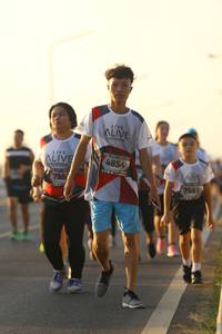 BIB: 4854, 798, 7561
                            <button type="button" onclick="openModal(6518629)" class="btn btn-primary btn-sm float-right btn-popup" data-toggle="modal" data-target=".modal-high-quality">
                        <i class="fas fa-shopping-cart"></i> Add to Cart
                    </button>
                                            <button type="button" onclick="isThisMe(6518629, true)" class="btn btn-success btn-sm float-right btn-popup btn-isme hidden" data-toggle="tooltip" data-placement="bottom" title="นี่คือรูปของคุณใช่ไหม คลิกที่นี่เพื่อเอาเข้าอัลบั้ม">
                        <i class="fas fa-plus"></i> Add to album
                    </button>
                    <button type="button" onclick="isThisMe(6518629, false)" class="btn btn-warning btn-sm float-right btn-popup btn-isnotme hidden">
                        <i class="fas fa-ban"></i> Remove from album
                    </button>