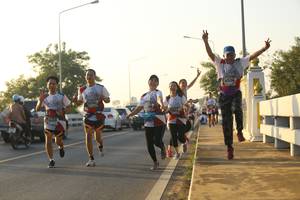 BIB: 4104, 61847, 6097
                            <button type="button" onclick="openModal(6521614)" class="btn btn-primary btn-sm float-right btn-popup" data-toggle="modal" data-target=".modal-high-quality">
                        <i class="fas fa-shopping-cart"></i> Add to Cart
                    </button>
                                            <button type="button" onclick="isThisMe(6521614, true)" class="btn btn-success btn-sm float-right btn-popup btn-isme hidden" data-toggle="tooltip" data-placement="bottom" title="นี่คือรูปของคุณใช่ไหม คลิกที่นี่เพื่อเอาเข้าอัลบั้ม">
                        <i class="fas fa-plus"></i> Add to album
                    </button>
                    <button type="button" onclick="isThisMe(6521614, false)" class="btn btn-warning btn-sm float-right btn-popup btn-isnotme hidden">
                        <i class="fas fa-ban"></i> Remove from album
                    </button>