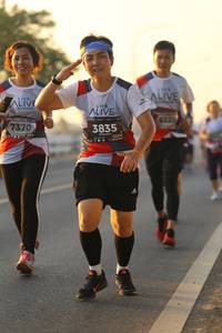 BIB: 6228, 7370, 3835
                            <button type="button" onclick="openModal(6512456)" class="btn btn-primary btn-sm float-right btn-popup" data-toggle="modal" data-target=".modal-high-quality">
                        <i class="fas fa-shopping-cart"></i> Add to Cart
                    </button>
                                            <button type="button" onclick="isThisMe(6512456, true)" class="btn btn-success btn-sm float-right btn-popup btn-isme hidden" data-toggle="tooltip" data-placement="bottom" title="นี่คือรูปของคุณใช่ไหม คลิกที่นี่เพื่อเอาเข้าอัลบั้ม">
                        <i class="fas fa-plus"></i> Add to album
                    </button>
                    <button type="button" onclick="isThisMe(6512456, false)" class="btn btn-warning btn-sm float-right btn-popup btn-isnotme hidden">
                        <i class="fas fa-ban"></i> Remove from album
                    </button>