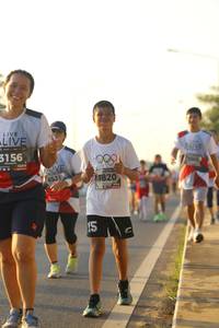 BIB: 3156, 6531, 17820
                            <button type="button" onclick="openModal(6520372)" class="btn btn-primary btn-sm float-right btn-popup" data-toggle="modal" data-target=".modal-high-quality">
                        <i class="fas fa-shopping-cart"></i> Add to Cart
                    </button>
                                            <button type="button" onclick="isThisMe(6520372, true)" class="btn btn-success btn-sm float-right btn-popup btn-isme hidden" data-toggle="tooltip" data-placement="bottom" title="นี่คือรูปของคุณใช่ไหม คลิกที่นี่เพื่อเอาเข้าอัลบั้ม">
                        <i class="fas fa-plus"></i> Add to album
                    </button>
                    <button type="button" onclick="isThisMe(6520372, false)" class="btn btn-warning btn-sm float-right btn-popup btn-isnotme hidden">
                        <i class="fas fa-ban"></i> Remove from album
                    </button>